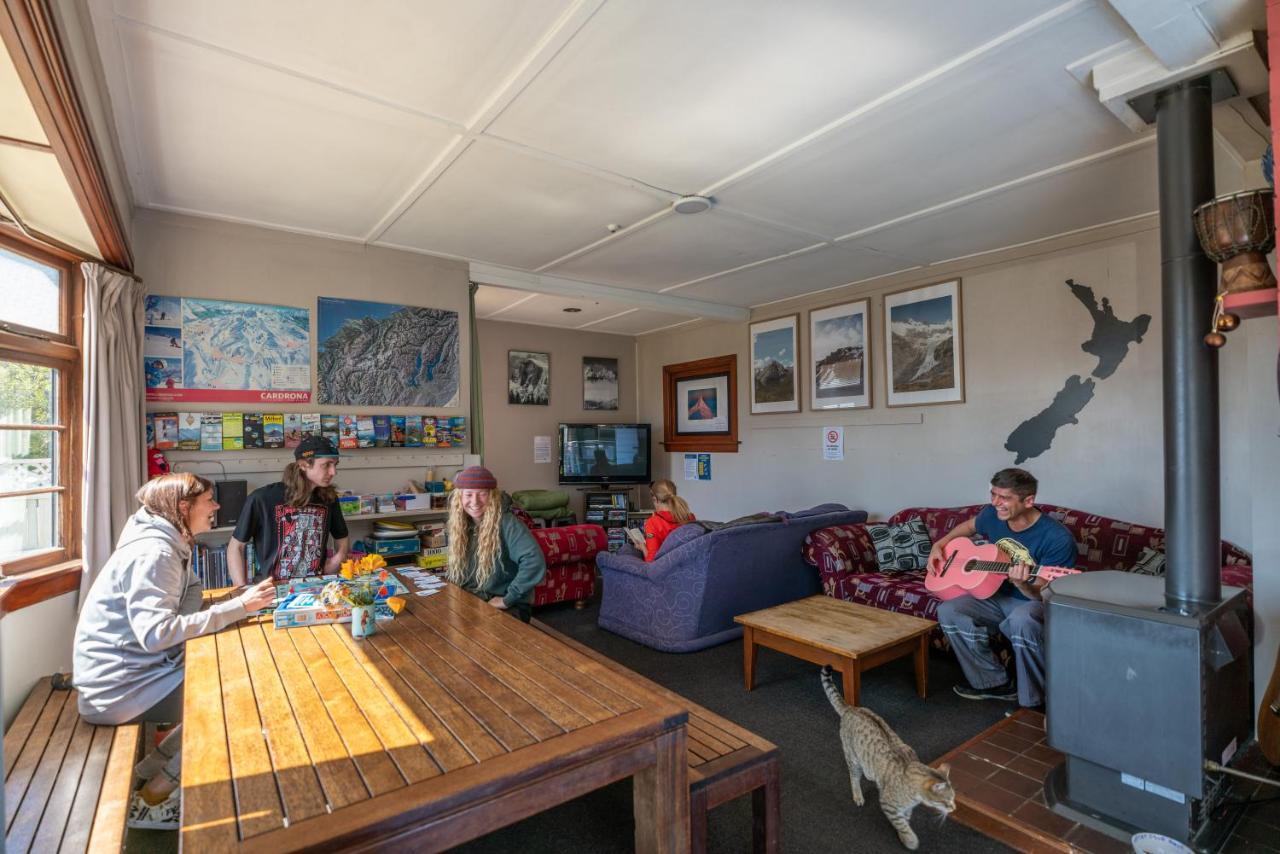 Mountain View Backpackers Hostel Wanaka Ngoại thất bức ảnh