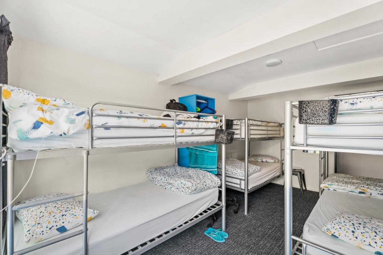 Mountain View Backpackers Hostel Wanaka Ngoại thất bức ảnh