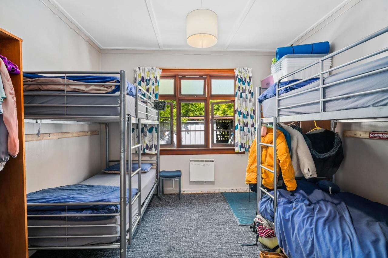Mountain View Backpackers Hostel Wanaka Ngoại thất bức ảnh